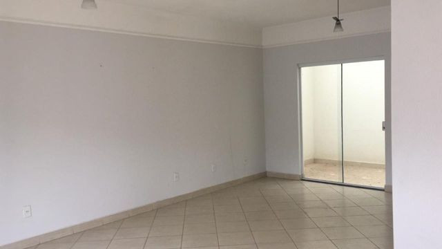 Casa Térrea de 02 dorm. + edícula de 1 dorm. - JD. Campos Verdes - Foto 4