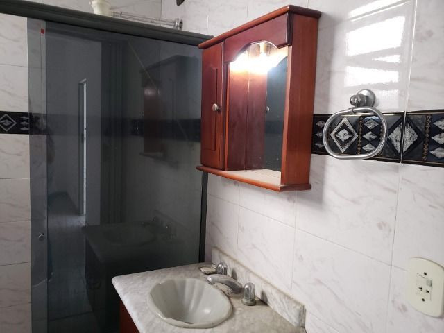 Apartamento 2 Quartos Elevador e Porteiro 24h Cascadura - Foto 12