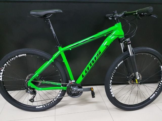 Bicicleta aro 29 grupo shimano altus fechado