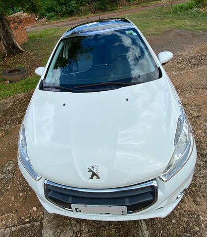 Peugeot 208 - Foto 2