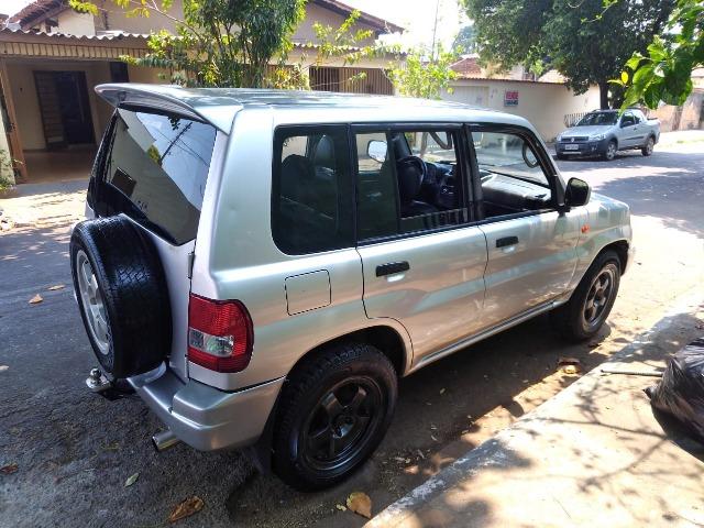Mitsubishi Pajero iO 1.8 - ano 2001 Leia o anuncio - Foto 7