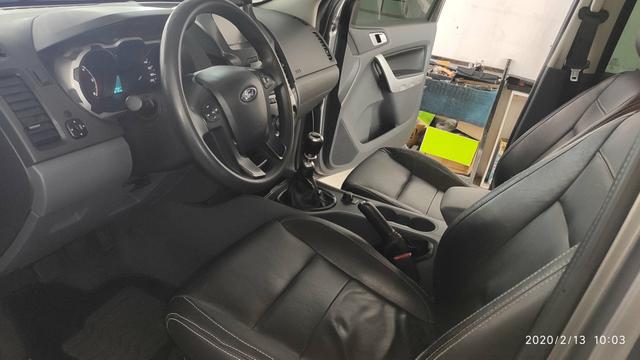 Vendo ranger Diesel XLT 3.2 CD manual 100% original segundo dono! - Foto 9