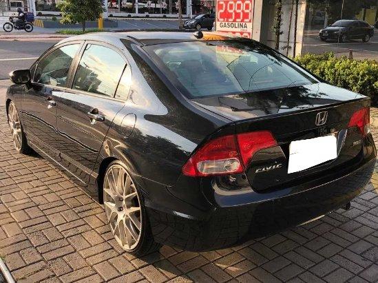 Civic 1.8 - Foto 3