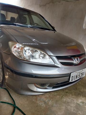 Honda Civic 1.7 automático