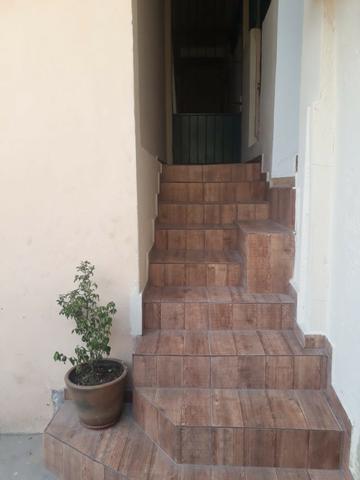 Alugo Casa em Correas