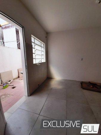Apartamento central 2 dormitórios - Foto 4
