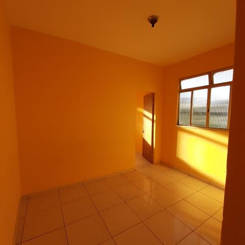 Barracão 3 cômodos + banheiro CANADÁ - Foto 5