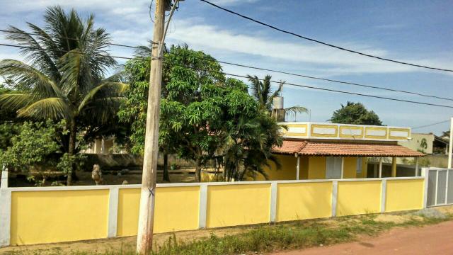 Alugo casa em Santa clara R$450,00