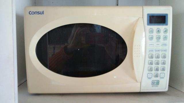 Microondas Cônsul, 110V, 20 litros por 165 00 reais