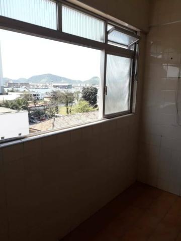 Alugo ótimo apartamento na ponta da praia - Foto 11