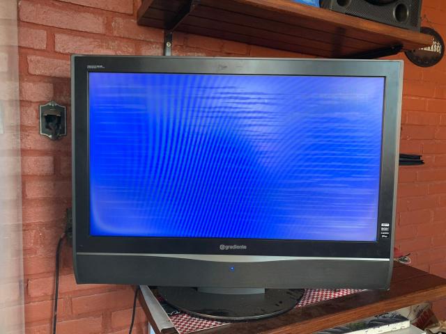 TV Gradiente 32 LCD3230 (não é smart) - Foto 2