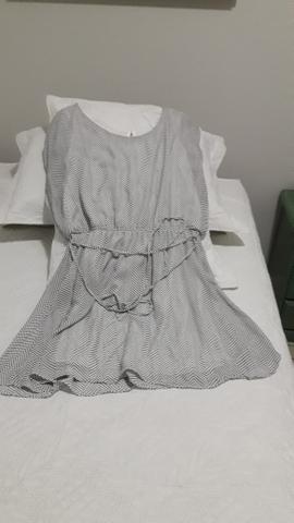 Vestido em estado de novo