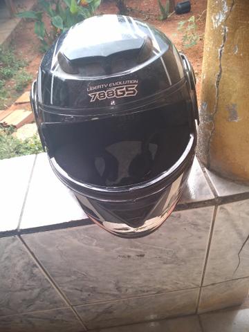 Capacete barato