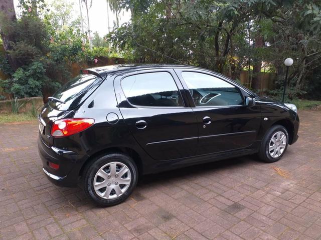 Peugeot 207 XR 1.4 2013 - Foto 4