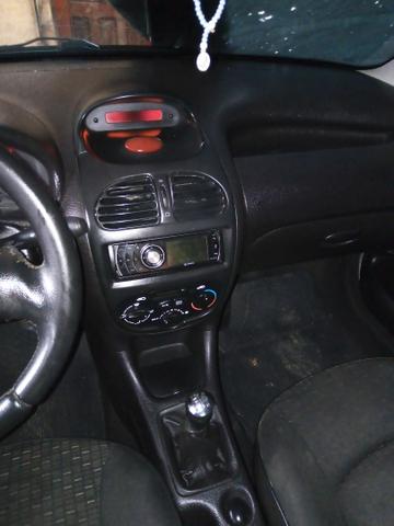 Peugeot 206 vendo ou troco moto de menos valor - Foto 5
