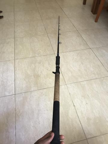 Troco em Carretilha ou molinete 1500/ 2000 - Foto 5