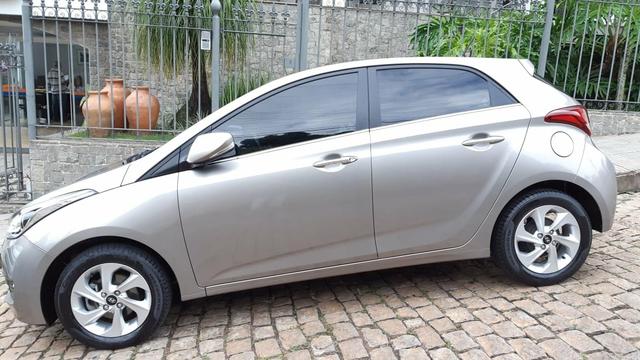 Hyundai HB20 Premium com tudo de fábrica!
