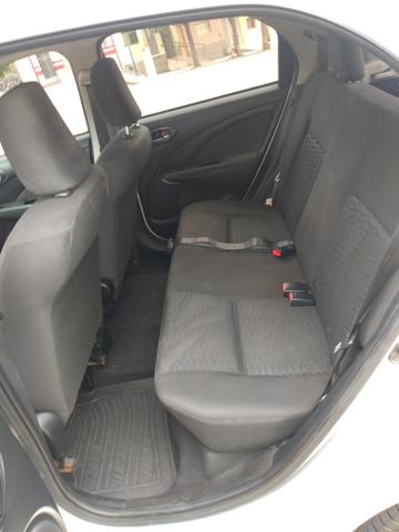 Etios 2015 x - Foto 17