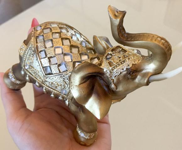 Elefante Dourado