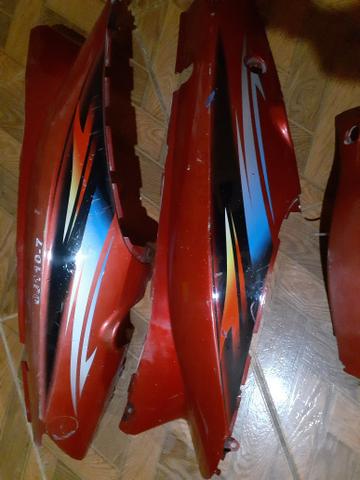 Carenagem lateral da biz ducar