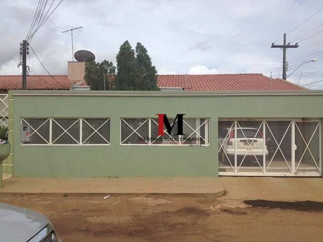 Alugamos casa com 3 quartos, piscina, proximo ao shopping - Disponivel pra visita apos 15/ - Foto 3