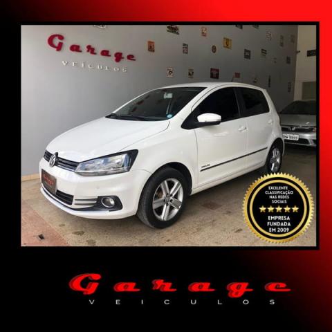 VOLKSWAGEN FOX 1.6 | 2015 impecável, sem detalhes revisado