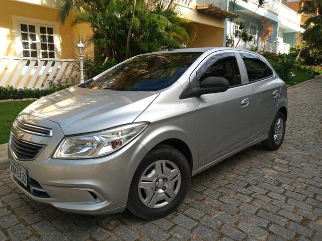 Onix lt 2015 completo único dono