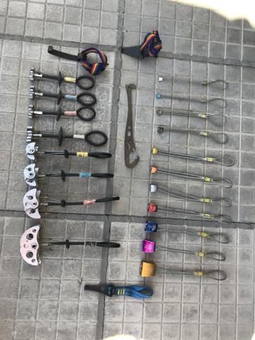 Equipamento de escalada, friends, stopers, saca móvel e cliffs