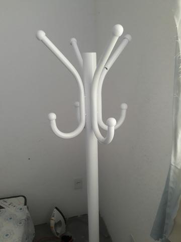 Cabideiro . - Foto 2