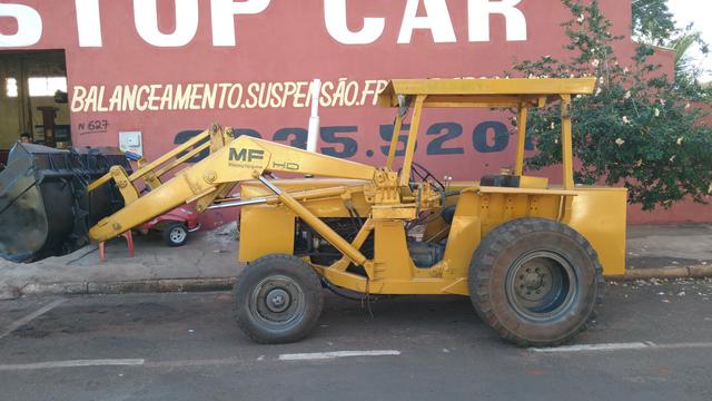 Trator Pá Carregadeira Massey Ferguson 86