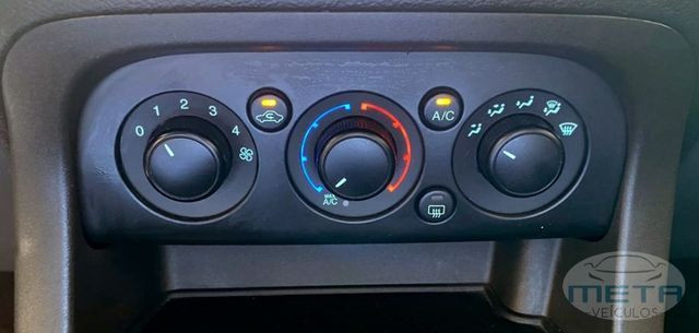 Ford Ká SE 1.0 Flex 2018, 26 mil km! Aceitamos trocas, Financiamos! - Foto 10