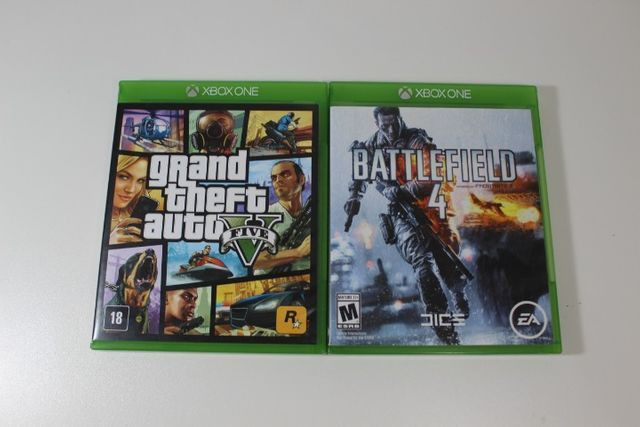 Xbox One 500 Gb + GTA V + Battlefield 4 + Bateria + Adaptador p/ headset - Foto 6