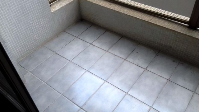 Apartamento 3 quartos suite com sacada Guaruja Tombo - Foto 2