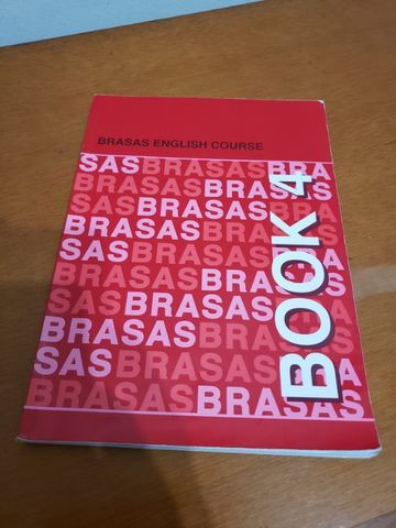 Livro de inglês Book 4