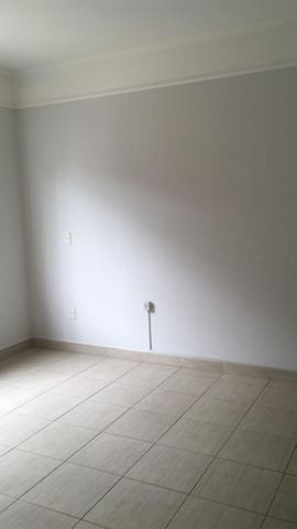 Casa Térrea de 02 dorm. + edícula de 1 dorm. - JD. Campos Verdes - Foto 13