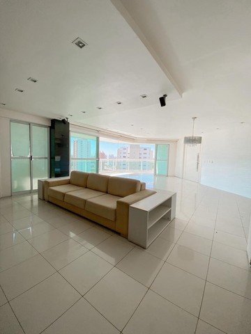 LR Apartamento para venda possui 200 metros quadrados com 3 quartos em Jóquei - Teresina - - Foto 3