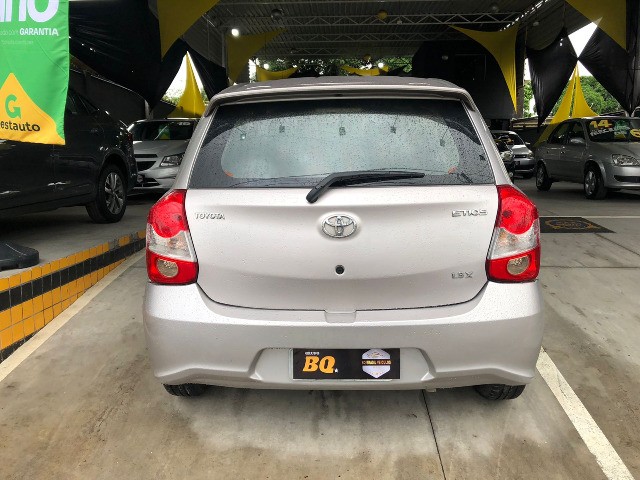 Toyota Etios X 1.3 com Gás 2018  - Foto 5