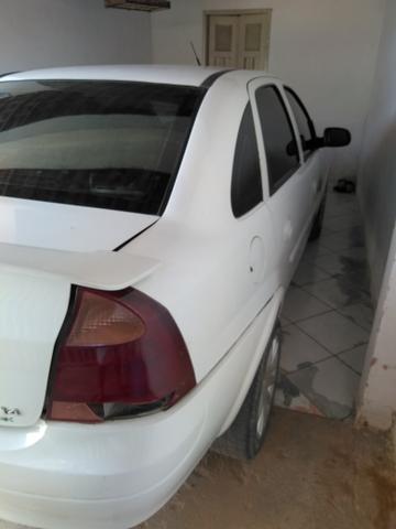 Vendo Corsa Sedã Branco 1.4 Econoflex, Gás/Gasolina - Foto 7