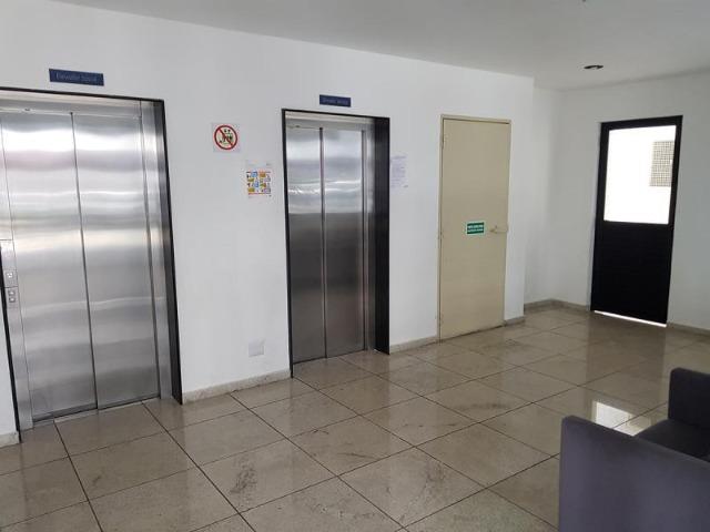Vendo apartamento no Edificio Dom Helder Camara