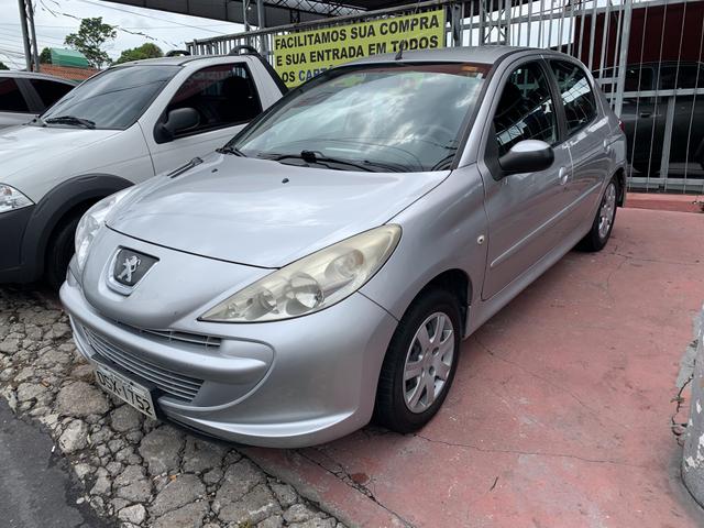 Peugeot 207 1.4 XR 2013 somente R$19.900