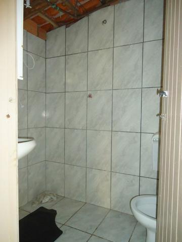 Aluga-se casa e Galpão no Laranjal - Foto 11