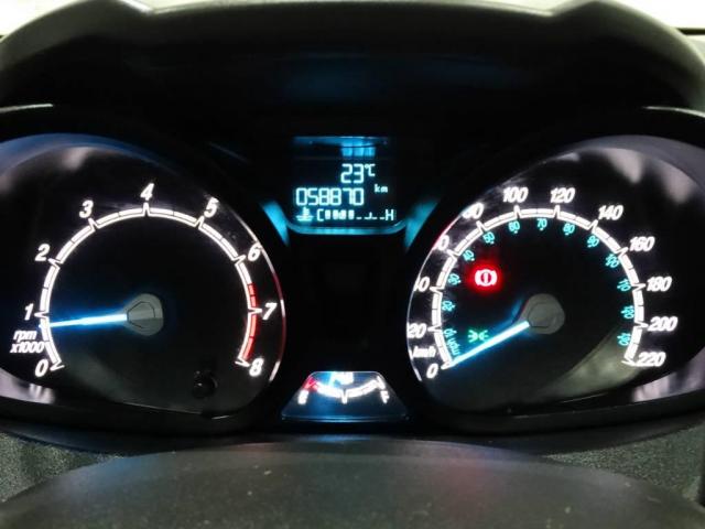 Ford New Fiesta Hatch SE 1.6 - Foto 13