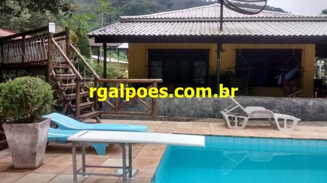 G 1423, Sítio de 2.000m² com piscina, churrasqueira próximo a Rio-Petrópolis - Foto 8