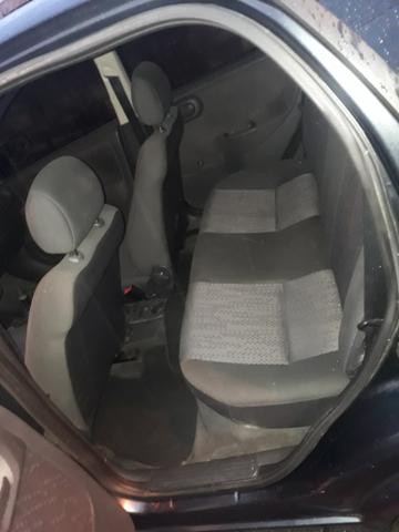 Corsa Hatch - Foto 6