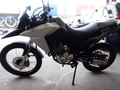 Vendo XRE 300 2018