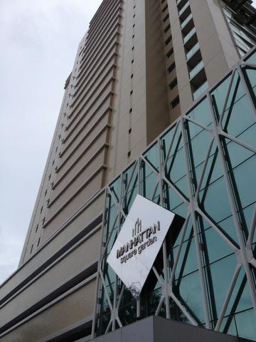 Vendo Salas Comercias no Edificio Manhattan Square Garden, na Avenida Santos Dumont