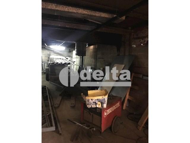 Galpão/depósito/armazém para alugar em Jardim brasília, Uberlândia cod:562872 - Foto 2