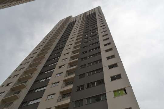 Vende-se apto com 3/4 2 Vgs Todo No Porcelanato -Lazer Cmpleto - Foto 3