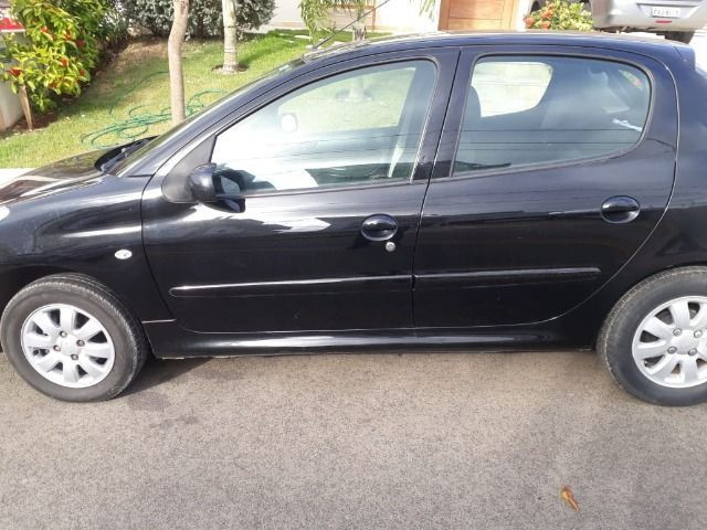 Peugeot 207 - Completo - Mecânica e Pintura em Perfeito estado - Foto 4