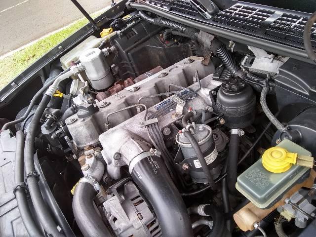 S10 mwm 2.8 disel 2005 vendo ou troco - Foto 3